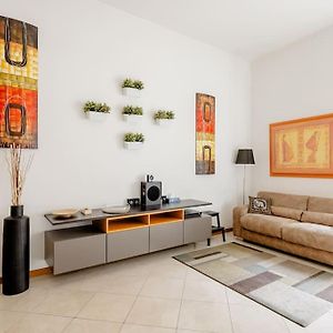 Estudio Deluxe